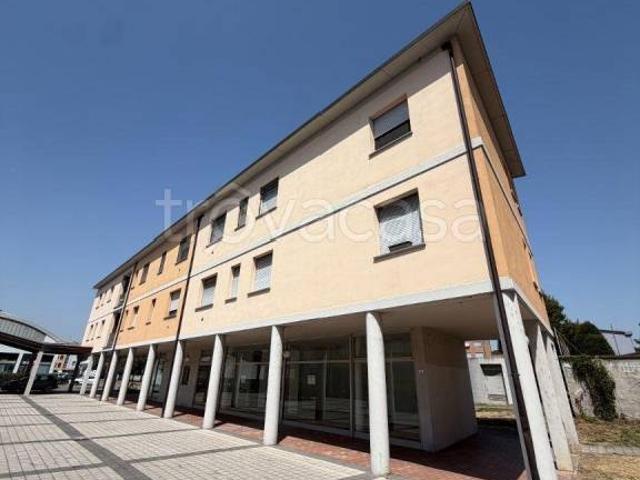 Trilocale in vendita a Parma, Baganzola Aeroporto