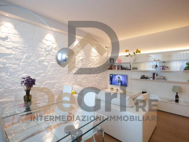 Trilocale in vendita a Parma, Centro Storico