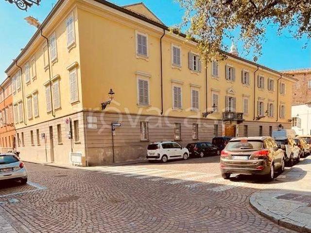 Trilocale in vendita a Parma, Centro Storico
