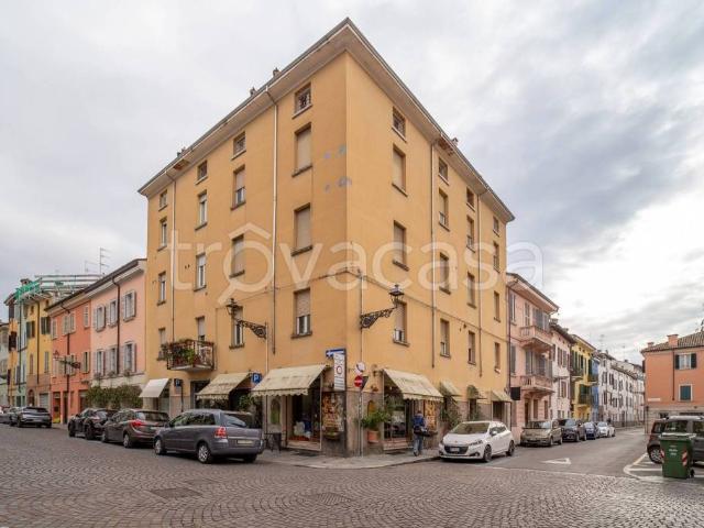 Trilocale in vendita a Parma, Parco Ducale Oltretorrente