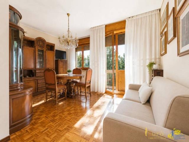 Trilocale in vendita a Parma via Biagio Pascal, 6, San Lazzaro