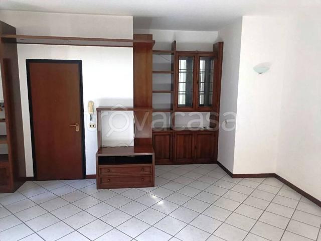 Trilocale in vendita a Parona piazza Nuova