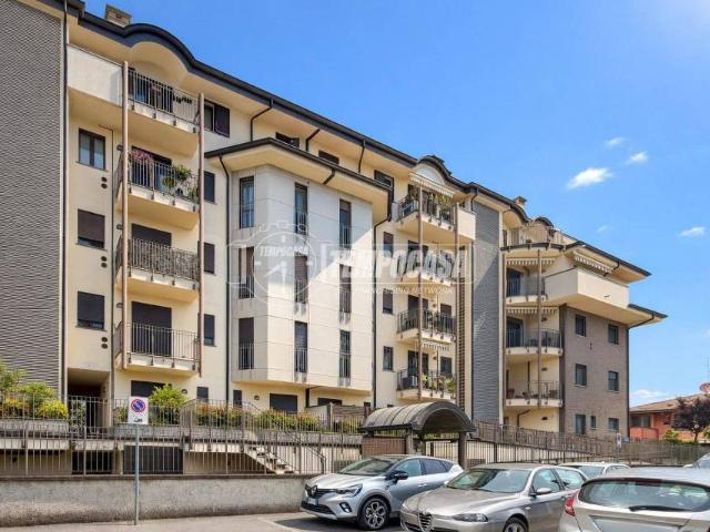 Trilocale in vendita a Paullo via Sacco e Vanzetti 26
