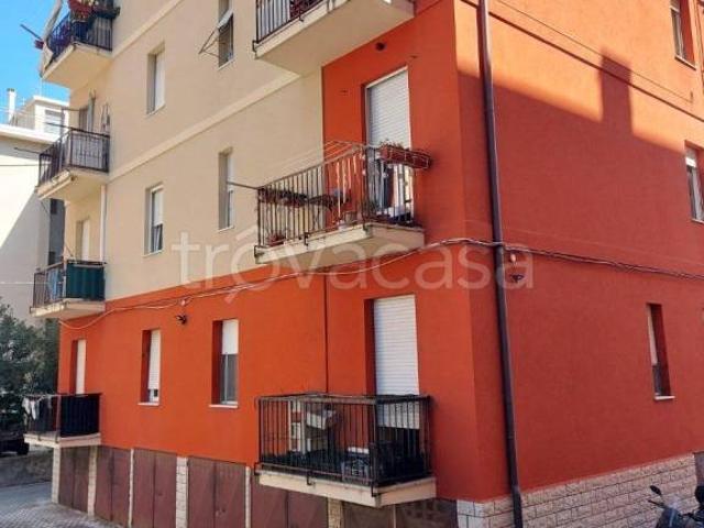 Trilocale in vendita a Pesaro via Giovanni Lanza, 56, Pantano