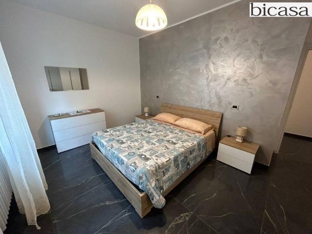 Trilocale in vendita a Pesaro via Mulattieri, Centro Storico