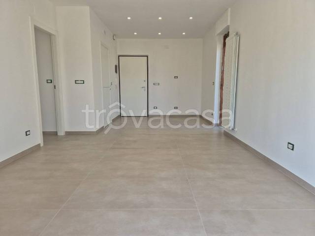 Trilocale in vendita a Pescara via dei Pretuzi, 10, Stadio Lungomare Colombo