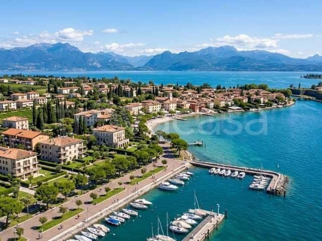 Trilocale in vendita a Peschiera del Garda