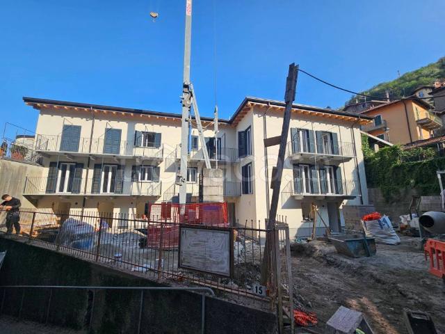 Trilocale in vendita a Perledo via della Pace, 13