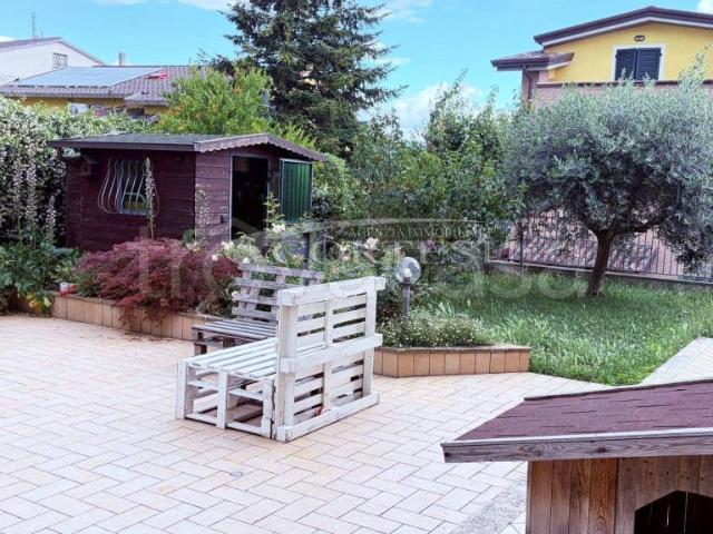 Trilocale in vendita a Perugia, Collestrada