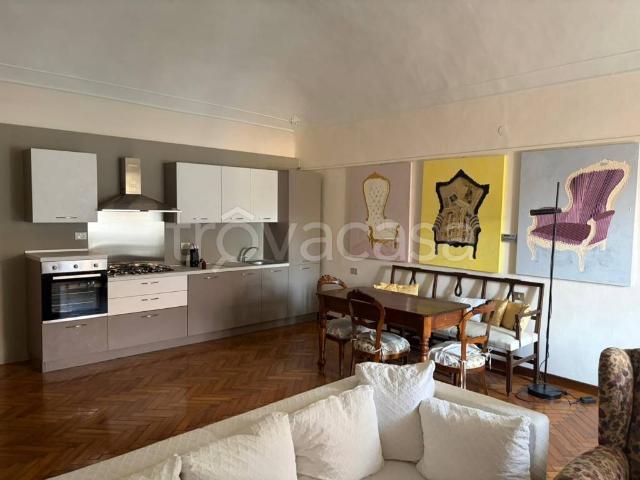 Trilocale in vendita a Piacenza via Cristoforo Poggiali, Centro città