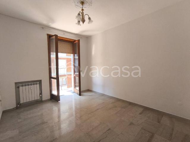 Trilocale in vendita a Piacenza via Nova, Centro città