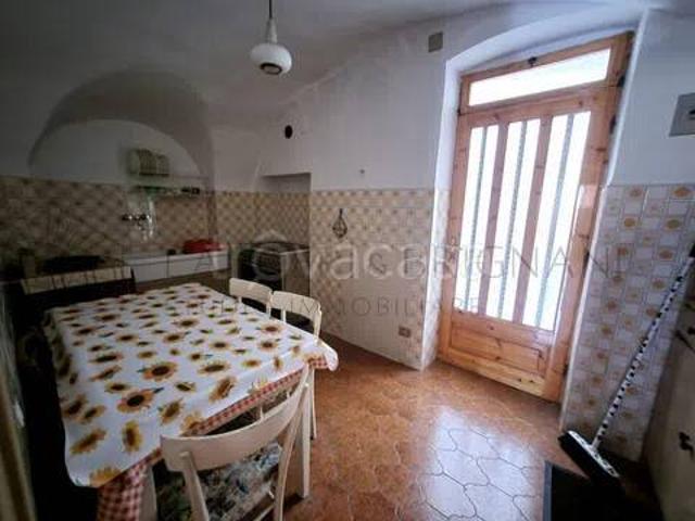 Trilocale in vendita a Pigna