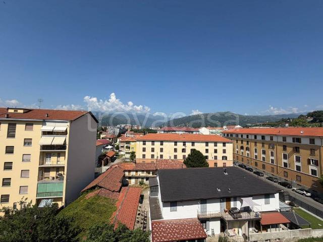 Trilocale in vendita a Pinerolo via Filippo Turati, 27