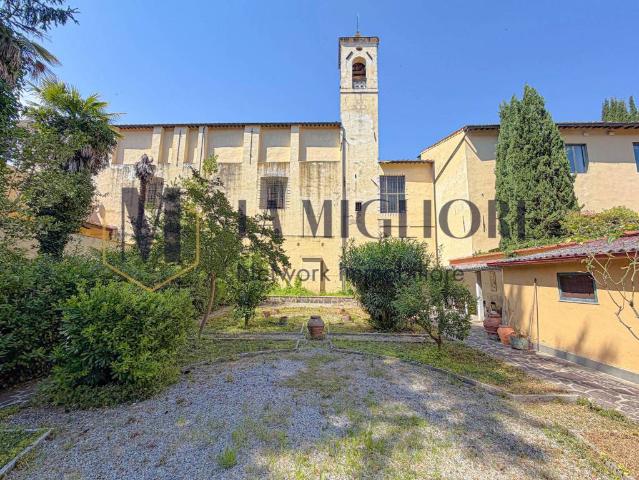 Quadrilocale in vendita a Pisa via Santa Caterina, 14, San Francesco