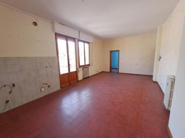 Trilocale in vendita a Poggibonsi via s. Caterina
