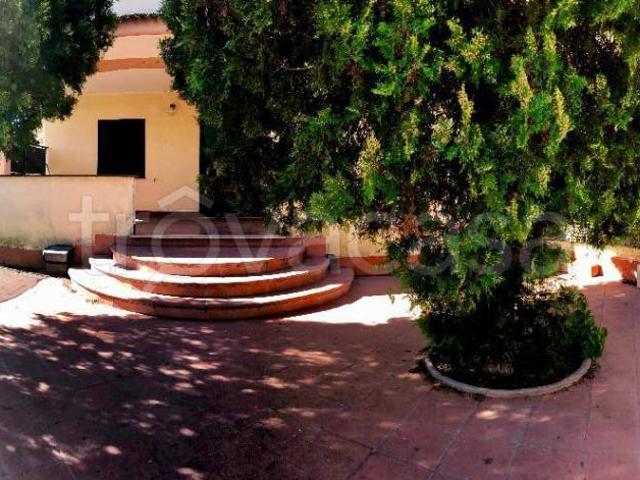 Villa bifamiliare in vendita a Pomezia via degli Argonauti, 29/a