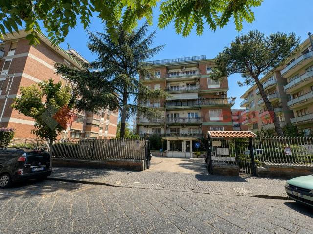 Trilocale in vendita a Portici
