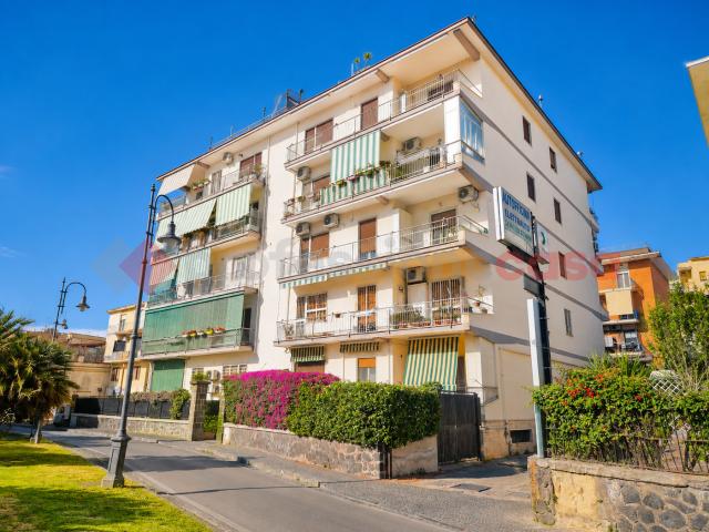 Trilocale in vendita a Portici