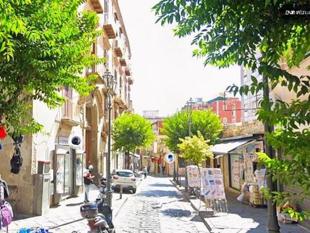 Trilocale in vendita a Portici