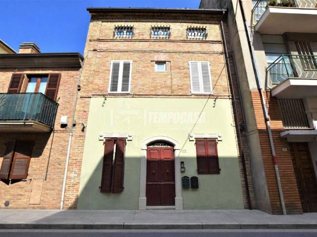 Trilocale in vendita a Porto San Giorgio via Gaetano Properzi 208
