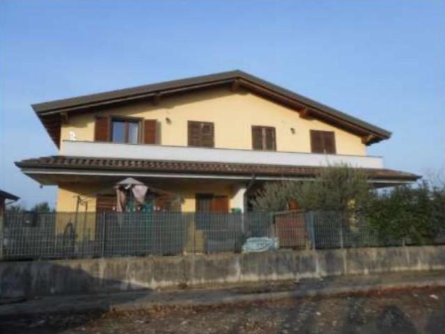 Trilocale in vendita a Pozzo d'Adda
