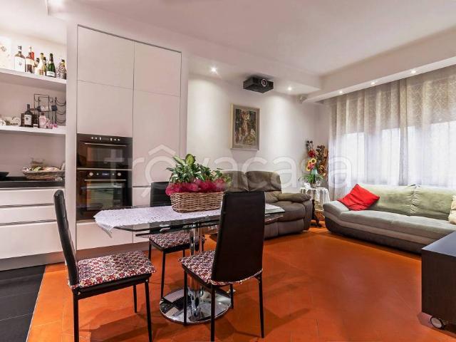 Trilocale in vendita a Prato viale della Repubblica, Mezzana