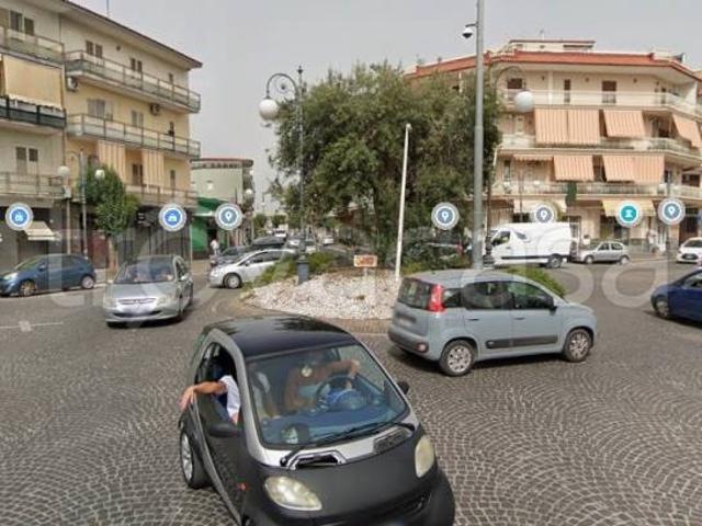 Trilocale in vendita a Qualiano corso Campano