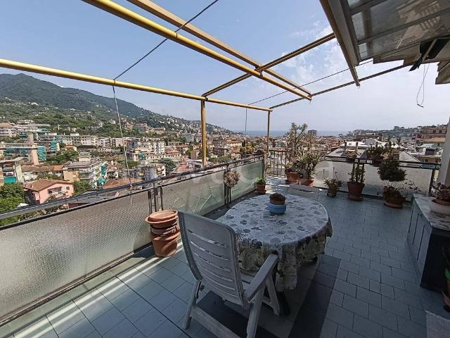 Trilocale in vendita a Rapallo, Sant'Anna