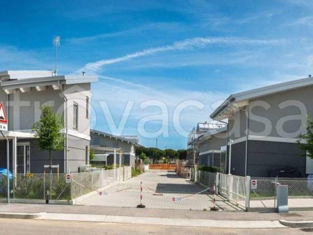 Trilocale in vendita a Ravenna viale Amerigo Vespucci, Lido di Savio Lido di Classe