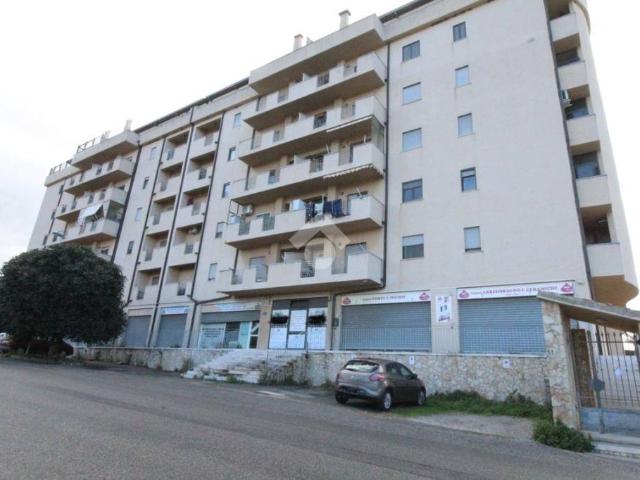 Trilocale in vendita a Reggio di Calabria via del Torrente, 50, Gallico Sambatello