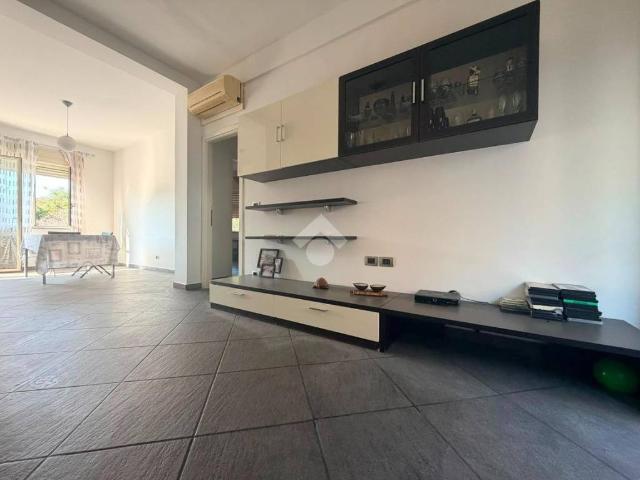 Trilocale in vendita a Reggio di Calabria via san giuseppe, 7, Ferrovieri Stadio