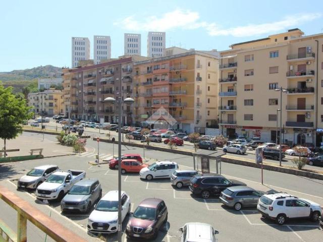 Trilocale in vendita a Reggio di Calabria viale Manfroce, Santa Caterina San Brunello