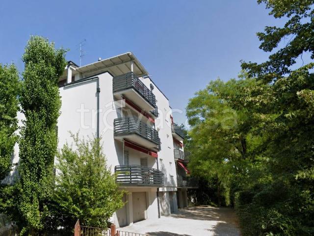 Trilocale in vendita a Reggio nell'Emilia, Ospedale Villaggio Manenti