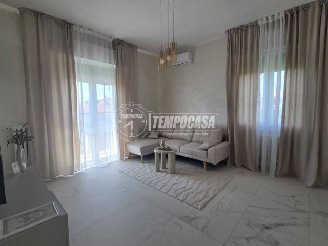 Trilocale in vendita a Reggio nell'Emilia, Regina Pacis