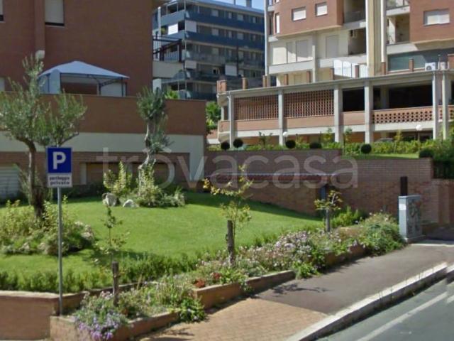 Trilocale in vendita a Rende via Adige