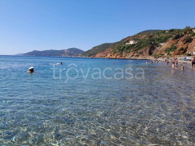 Trilocale in vendita a Rio