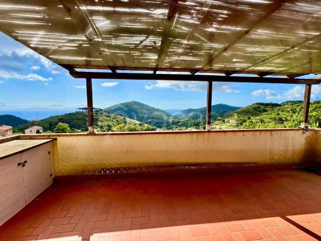 Trilocale in vendita a Rio