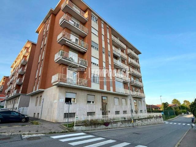 Trilocale in vendita a Rivoli via Carlo Borgeisa