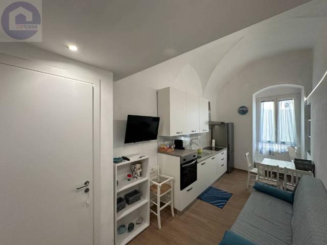 Trilocale in vendita a Riva Ligure via Nino Bixio, 66