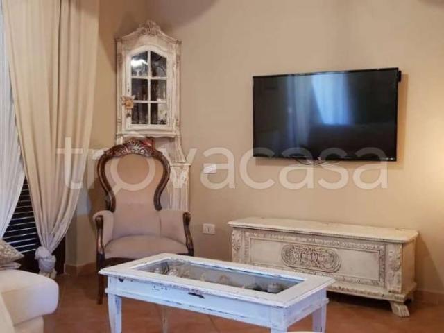 Trilocale in vendita a Rocca di Papa via degli Agrifogli