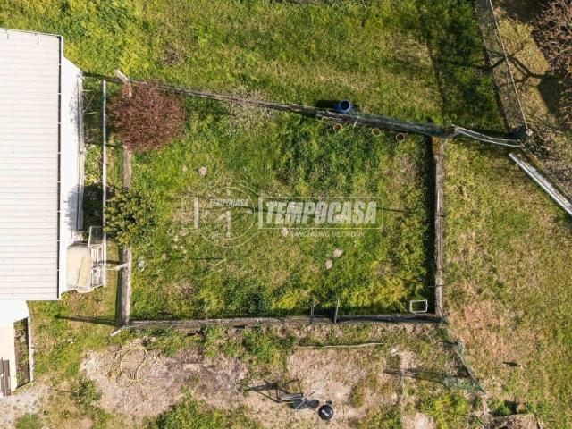 Trilocale in vendita a Rogeno via Ceppetto 3/a