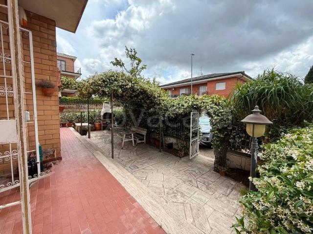 Trilocale in vendita a Roma, Acilia