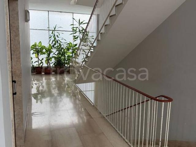 Trilocale in vendita a Roma piazza Gregorio Ronca, Ostia Levante