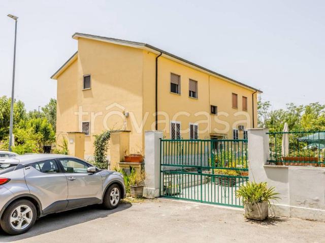 Trilocale in vendita a Roma, Ponte Mammolo