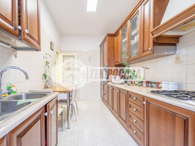 Trilocale in vendita a Roma, Pigneto