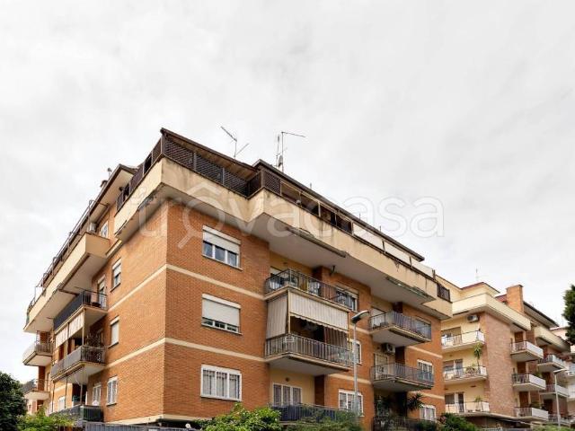 Trilocale in vendita a Roma, Pisana Bravetta