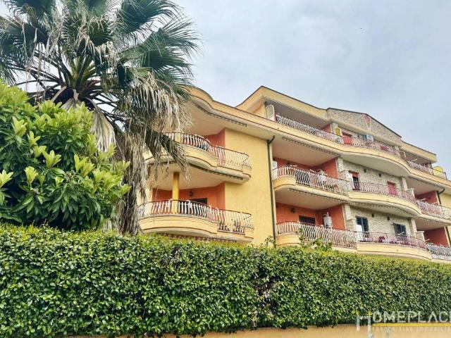 Trilocale in vendita a Roma via Malfa, 25, Borghesiana