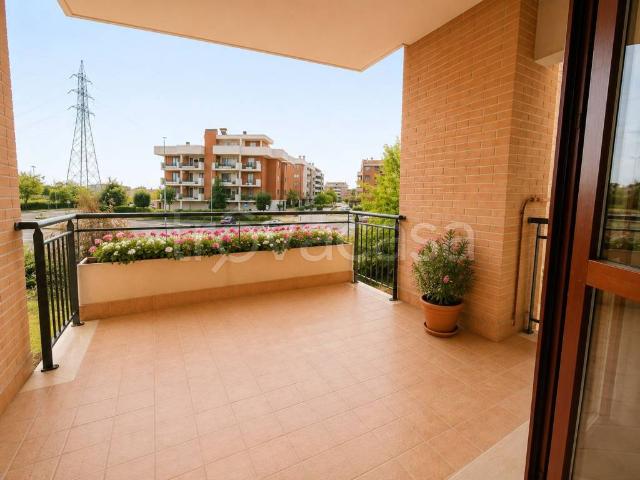 Trilocale in vendita a Roma via Nosate, 67, Casalotti
