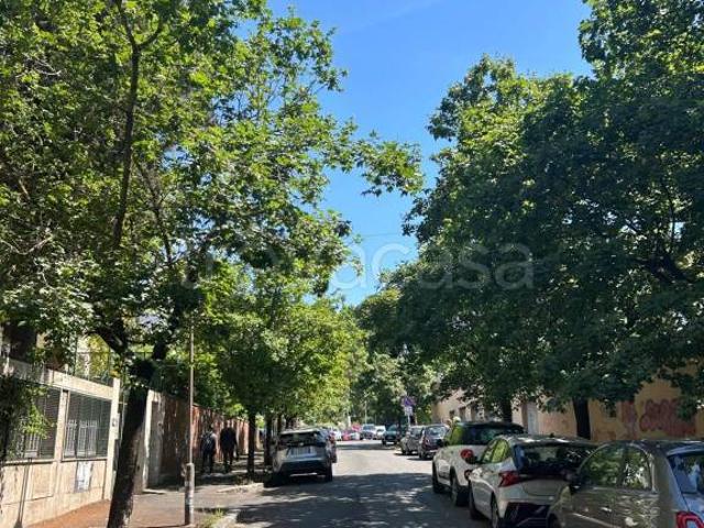 Trilocale in vendita a Roma via Ostriana, Africano Villa Chigi