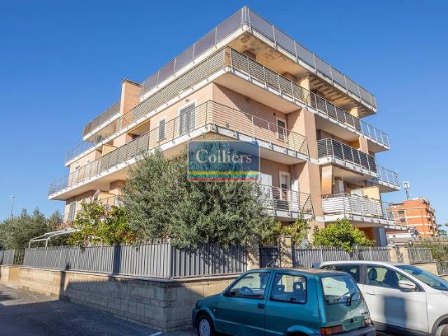 Trilocale in vendita a Roma via Avola, Borghesiana